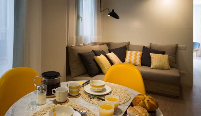 TOP CLASS NEW 2BD AP | Sun | Lift | Metro | HiSpeed Wifi | 4 people