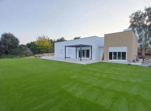 Casa nueva junto al aeropuerto Girona y Costa Brava in Vilobí d'Onyar