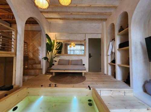 Bali Escape With Jacuzzi