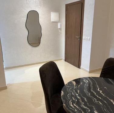 Cozy Modern 2BR Close to Airport, Beach w Wi-Fi