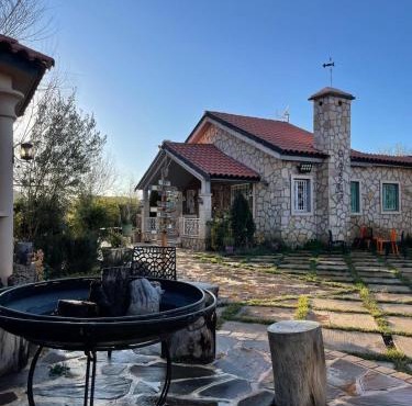 A Green Garden Getaway