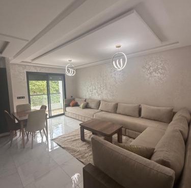 Appartement avec balcon vue sur forêt - centre ville