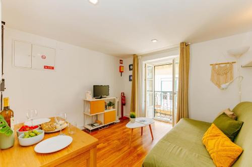Rent4Rest Bairro Alto Charming 1Bd Apartment