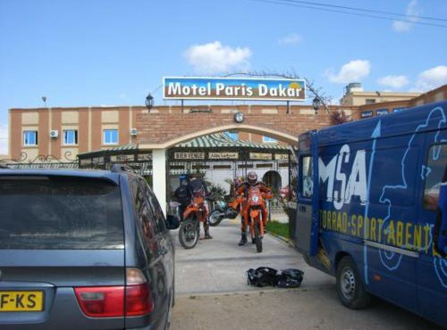 Motel Paris Dakar