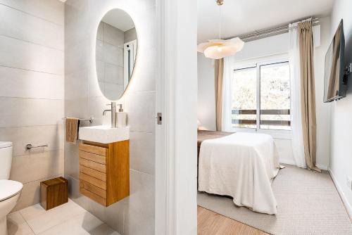 Barcelona Stadium Luxury Apartment