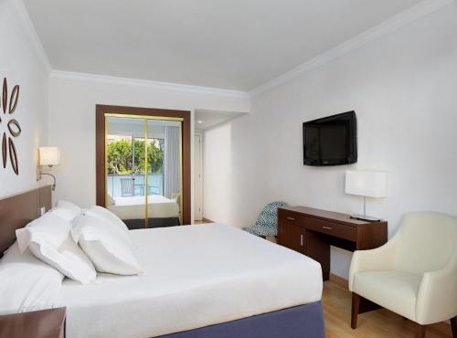 H10 Delfín - Adults Only